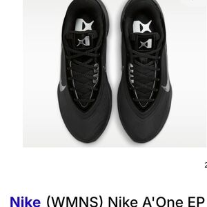 Nike Black and Silver Women's Athletic Sneakers New.